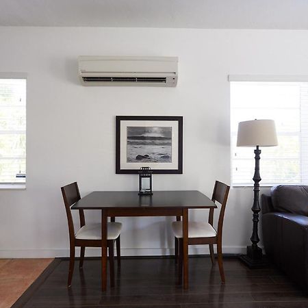 Clean Cosy Flat, Steps From The Beach Fort Lauderdale Exterior photo